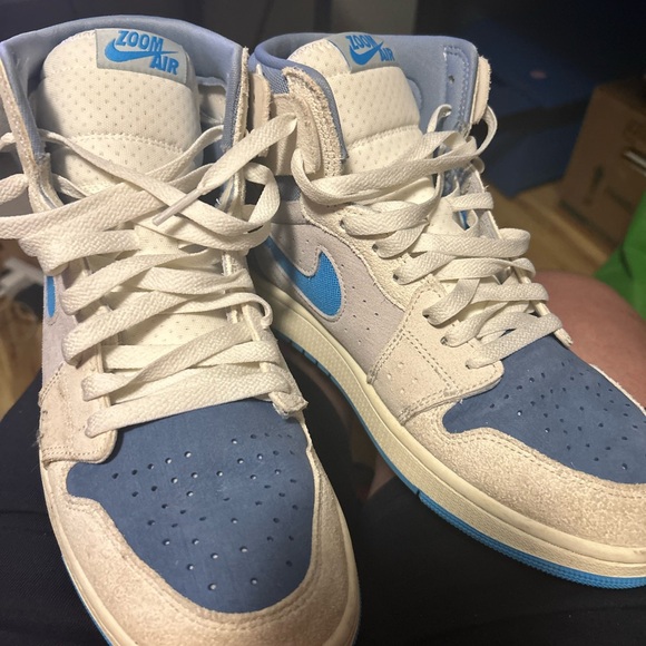 Nike Zoom Air Blue and Cream High-Tops - Picture 1 of 1